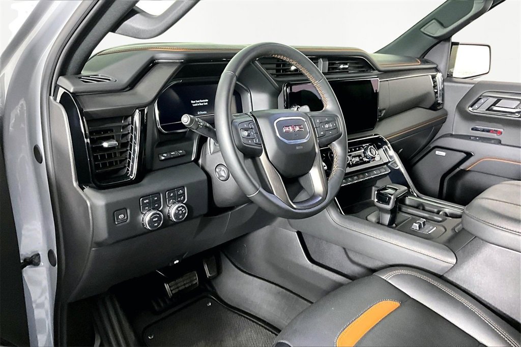 Used 2024 GMC Sierra 1500 AT4 w/ Technology Package image 18