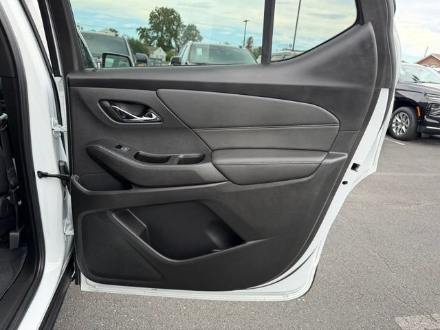 Certified 2023 Chevrolet Traverse LT FWD image 9
