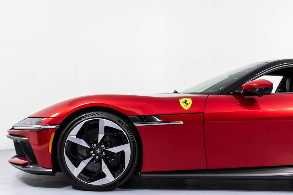 Certified 2025 Ferrari 12Cilindri image 28