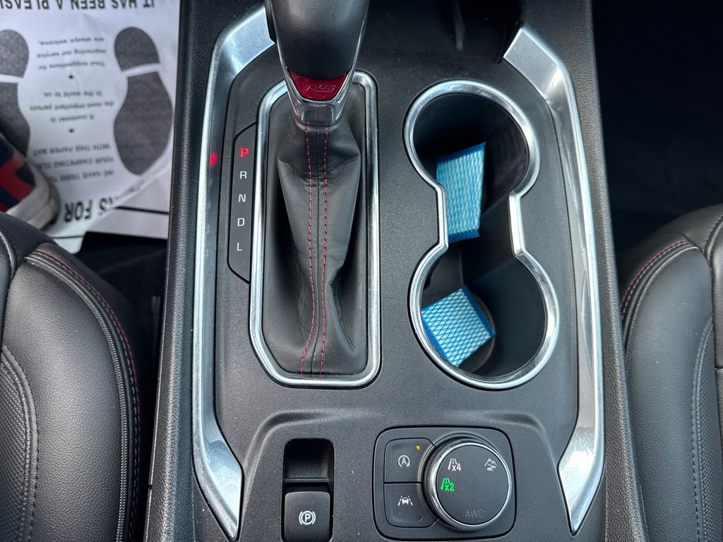 Used 2023 Chevrolet Traverse RS AWD/4WD image 28