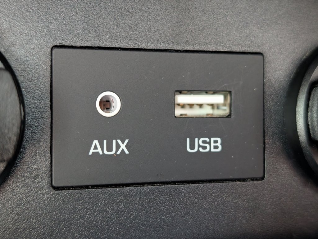 Used 2019 Hyundai Elantra SE FWD image 26