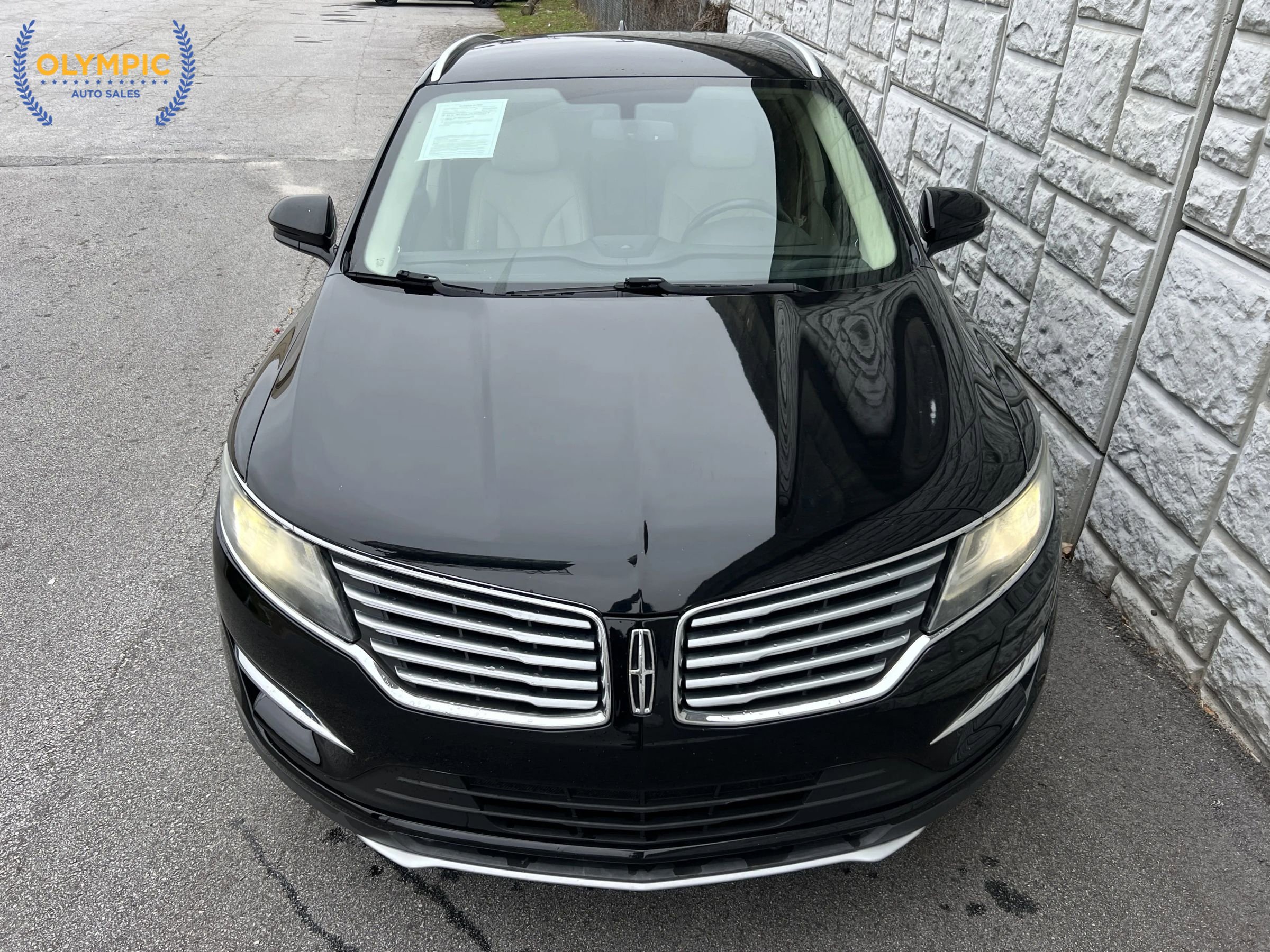 Used 2018 Lincoln MKC Premiere image 2