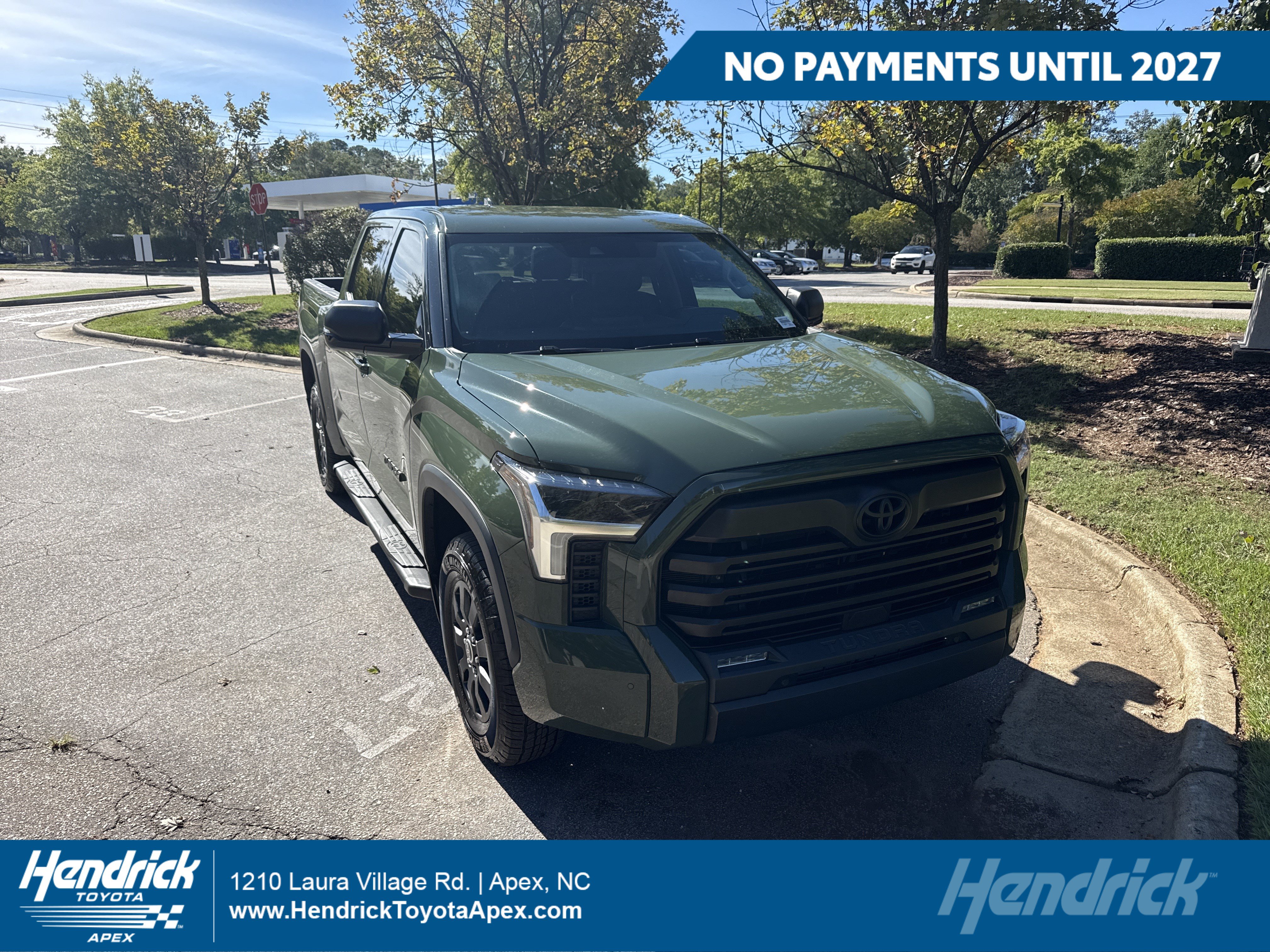 Used 2023 Toyota Tundra SR5 w/ SR5 Premium Package AWD/4WD image 1