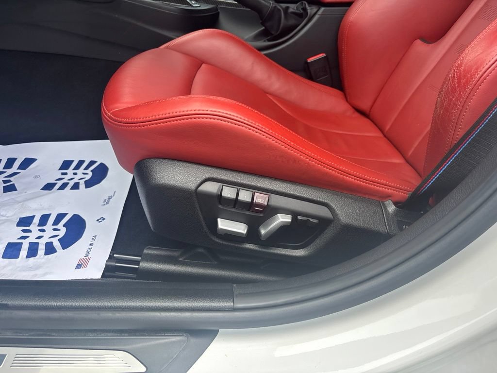 Used 2018 BMW M3 w/ Competition Package RWD image 31