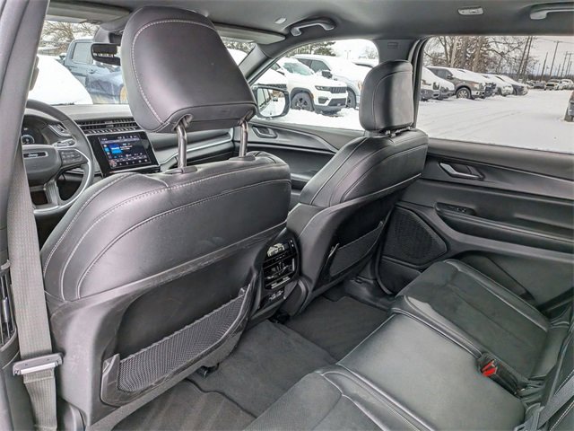 Certified 2024 Jeep Grand Cherokee L Laredo image 25