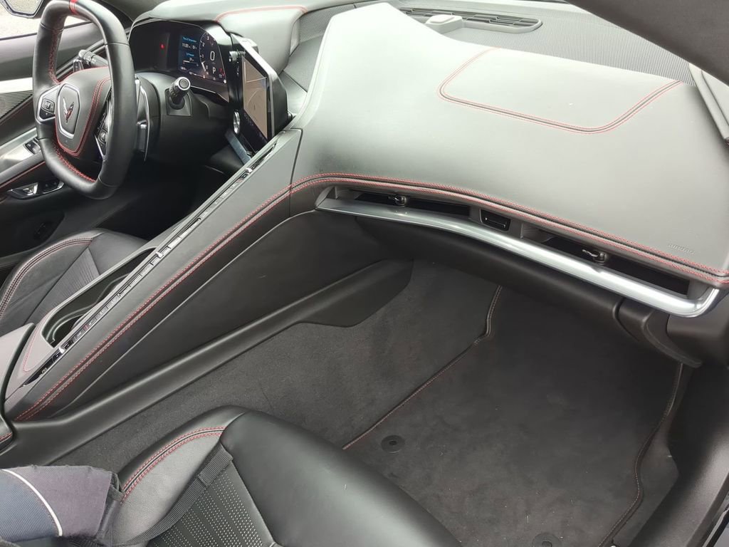 Used 2021 Chevrolet Corvette Stingray Premium Conv w/ Z51 Performance Package RWD image 44