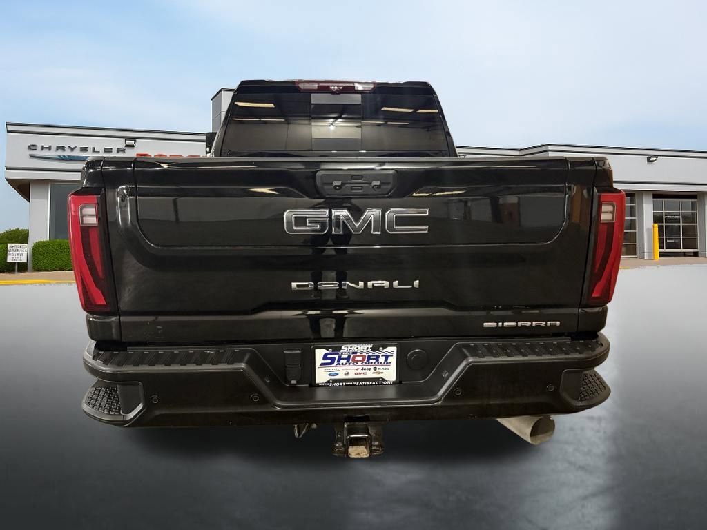 Used 2024 GMC Sierra 2500 Denali Ultimate image 4