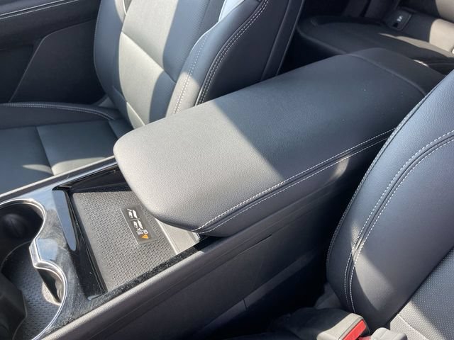 Used 2024 Chevrolet Blazer EV LT AWD/4WD image 21