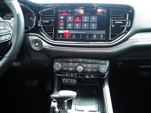 Certified 2025 Dodge Durango R/T image 21