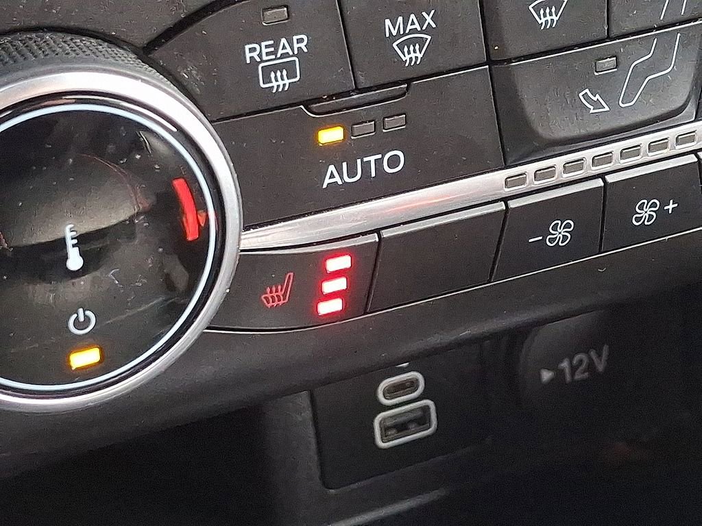 Used 2025 Ford Escape ST-Line w/ Cold Weather Package image 22