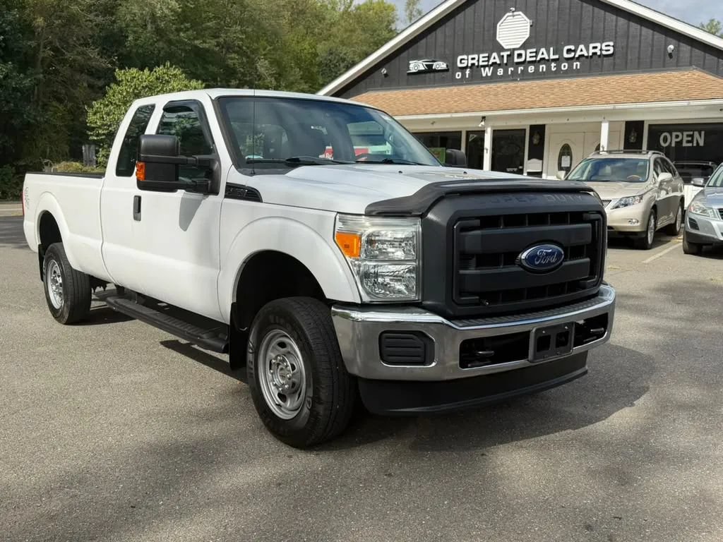 Used 2016 Ford F250 XL w/ Power Equipment Group AWD/4WD image 9