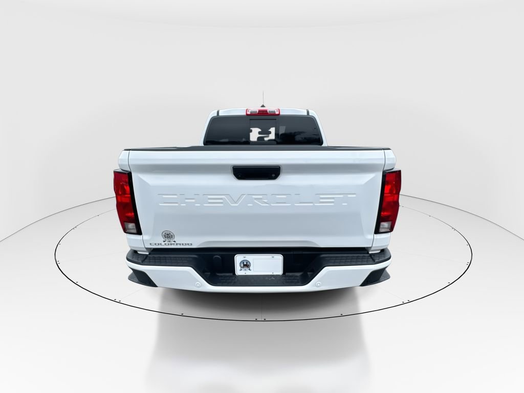 New 2025 Chevrolet Colorado LT RWD image 7
