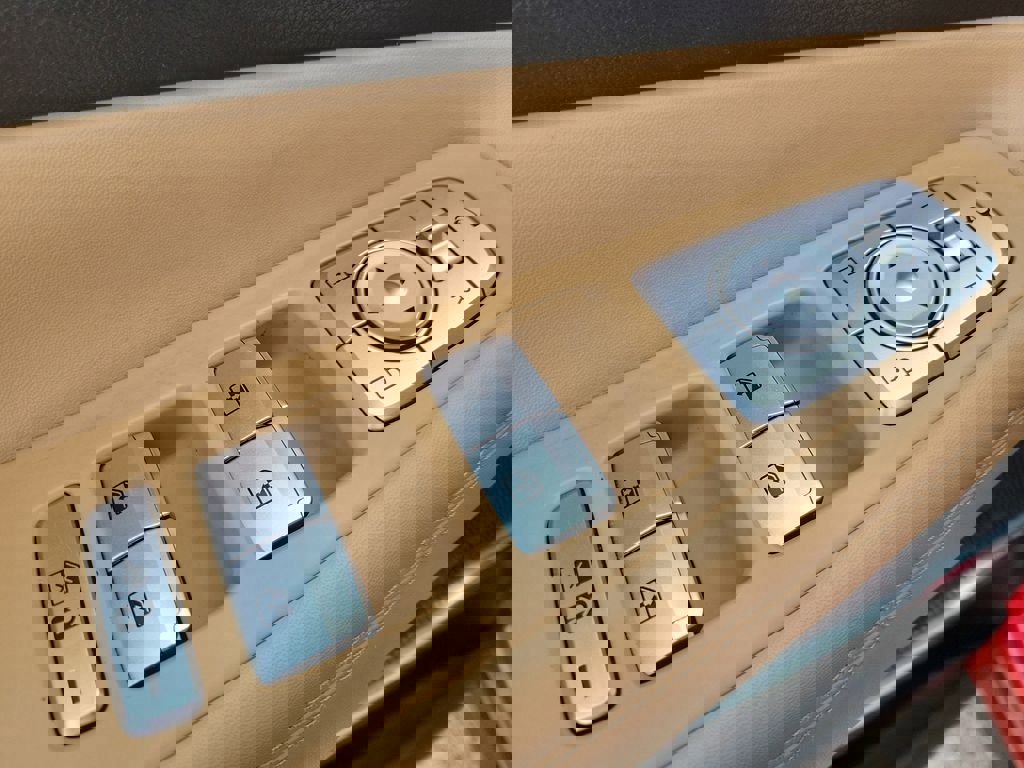 Used 2022 Hyundai Santa Fe Calligraphy image 19