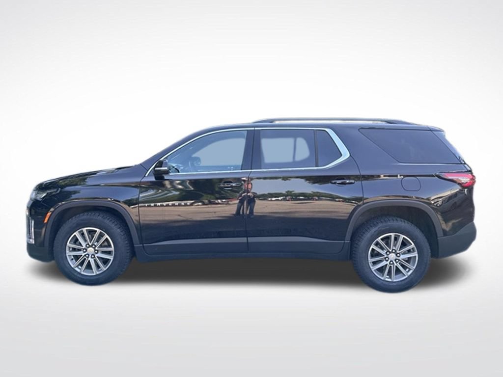 Used 2023 Chevrolet Traverse LT w/ LPO, Floor Liner Package AWD/4WD image 2
