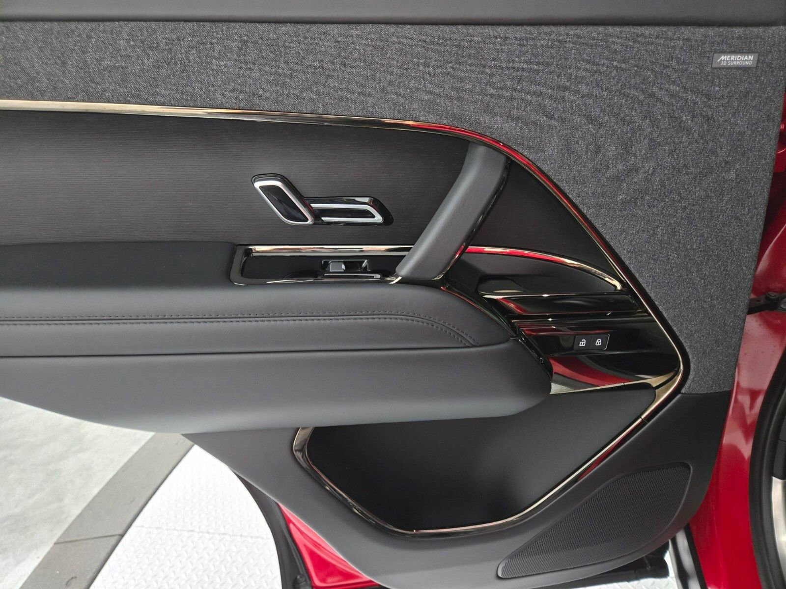 Used 2025 Land Rover Range Rover Sport Dynamic SE image 21