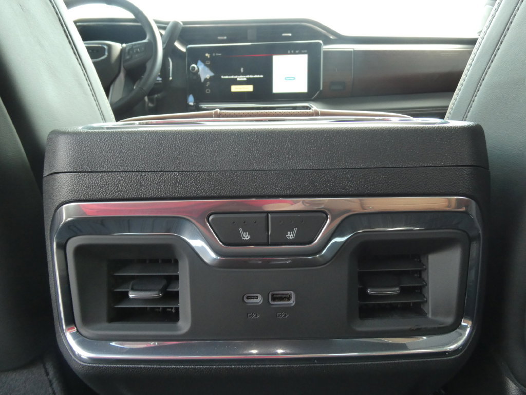 Certified 2025 GMC Sierra 3500 Denali Ultimate w/ LPO, GMC Protection Package AWD/4WD image 23