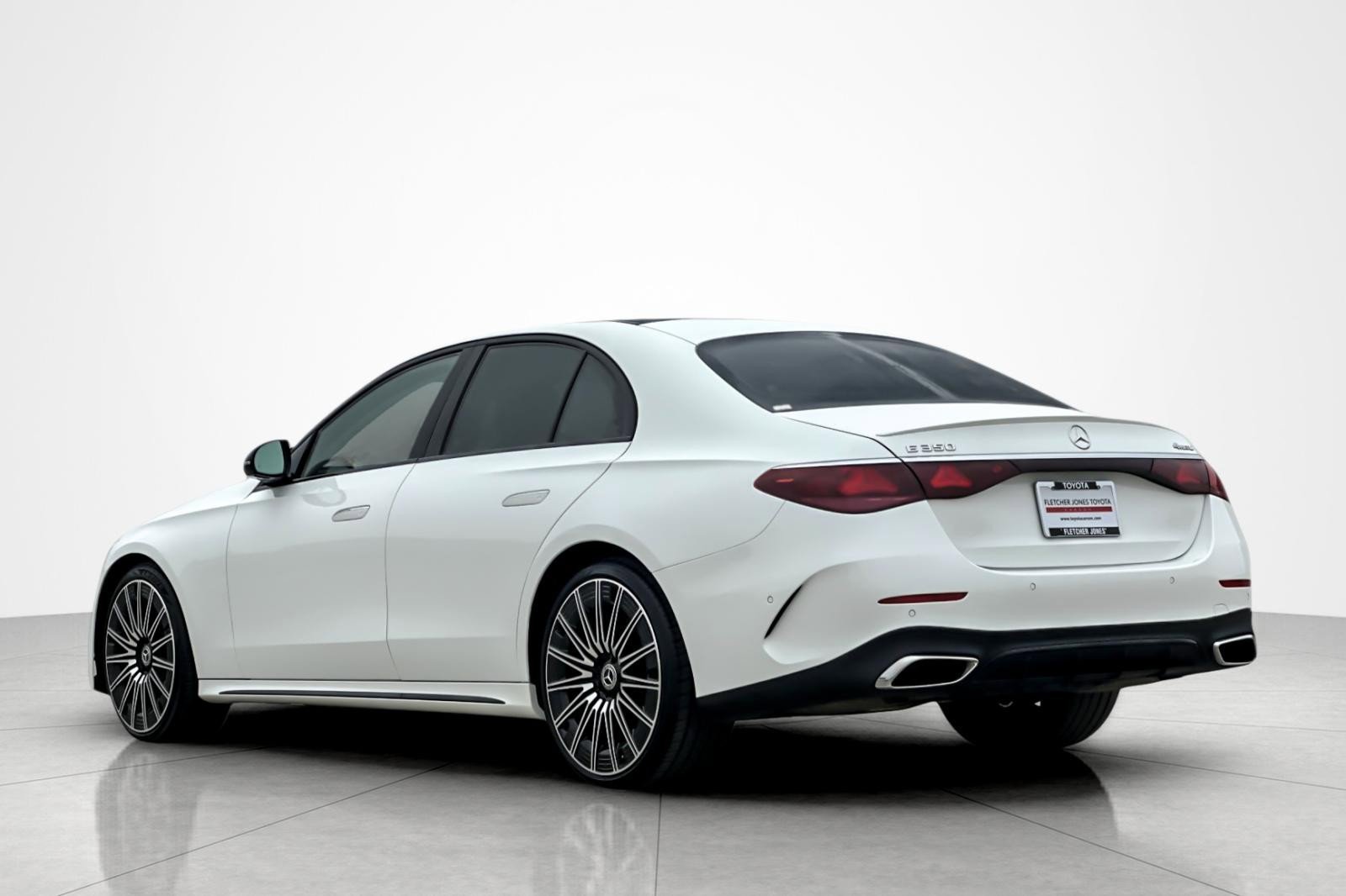 Used 2024 Mercedes-Benz E 350 E 350 image 3