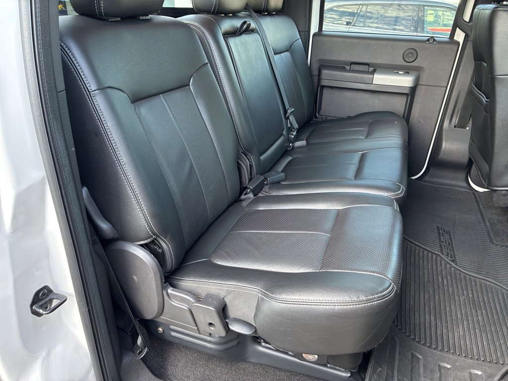 Used 2013 Ford F350 Lariat w/ Camper Pkg image 19