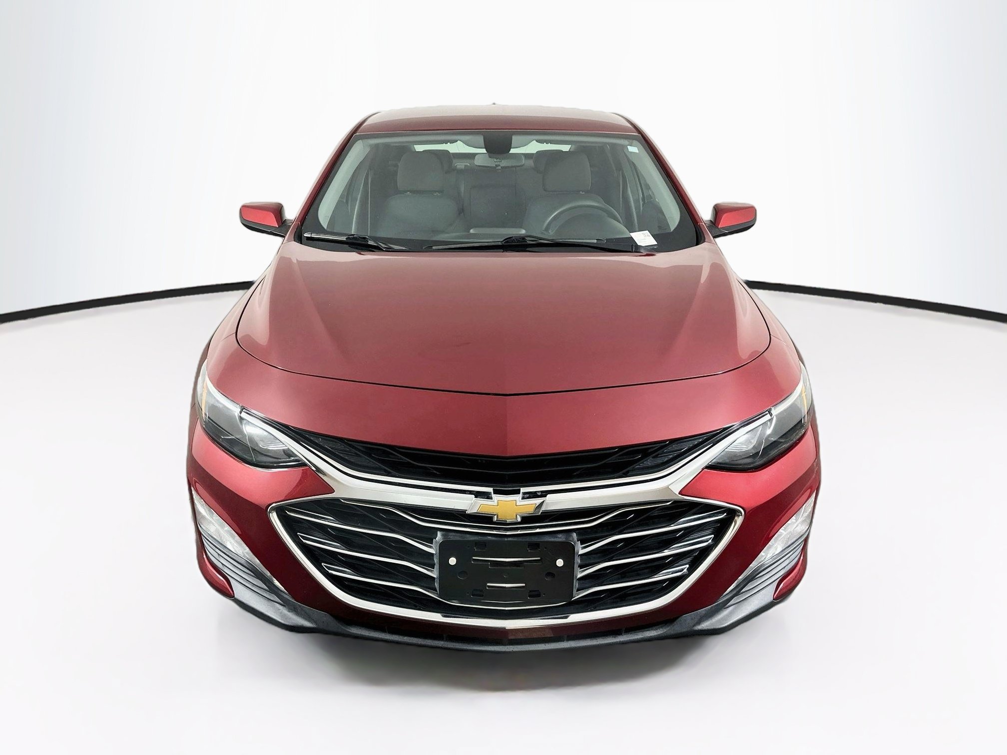Used 2019 Chevrolet Malibu LT FWD image 2