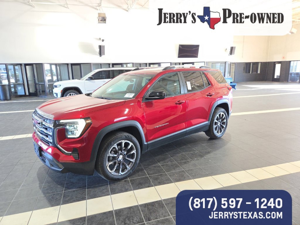 Used 2025 GMC Terrain Elevation w/ Elevation Premium Package