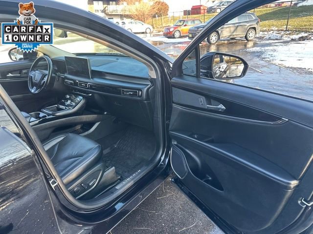 Used 2022 Lincoln Nautilus Reserve image 11