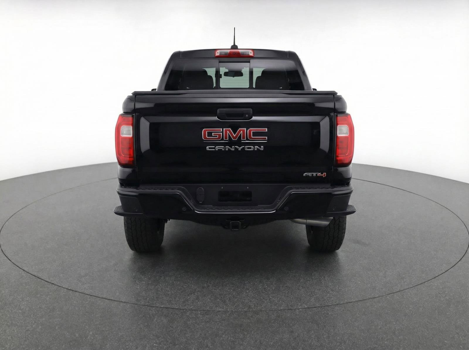 Used 2024 GMC Canyon AT4 w/ AT4 Premium Package image 7