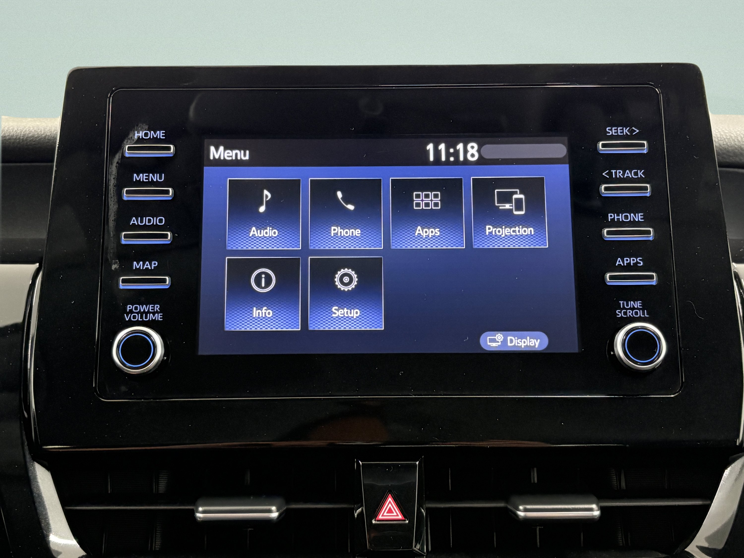 Used 2023 Toyota Camry SE FWD image 14