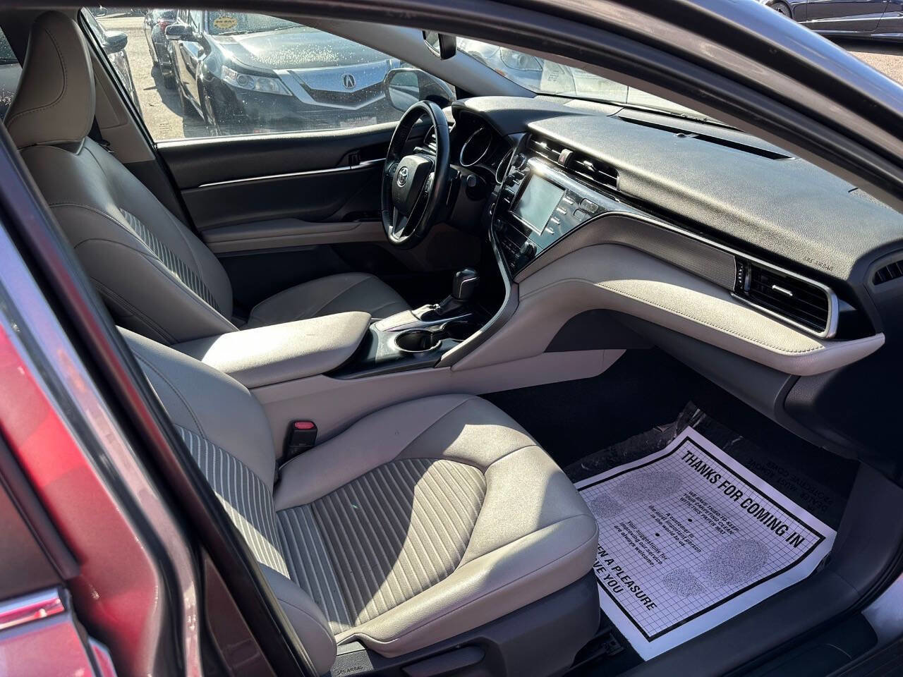 Used 2019 Toyota Camry SE w/ Convenience Package image 16