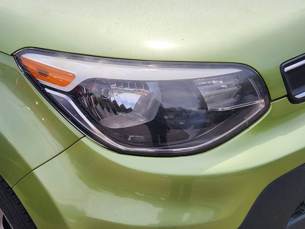 Used 2017 Kia Soul FWD image 20