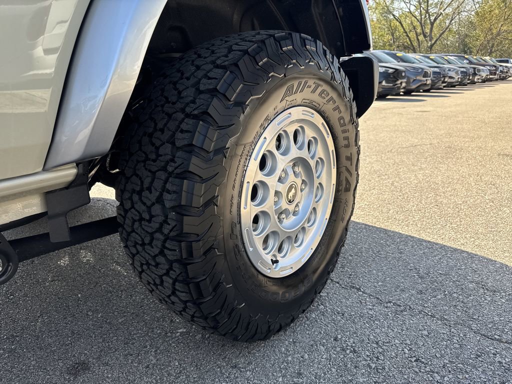 New 2025 Ford Bronco 4-Door image 12