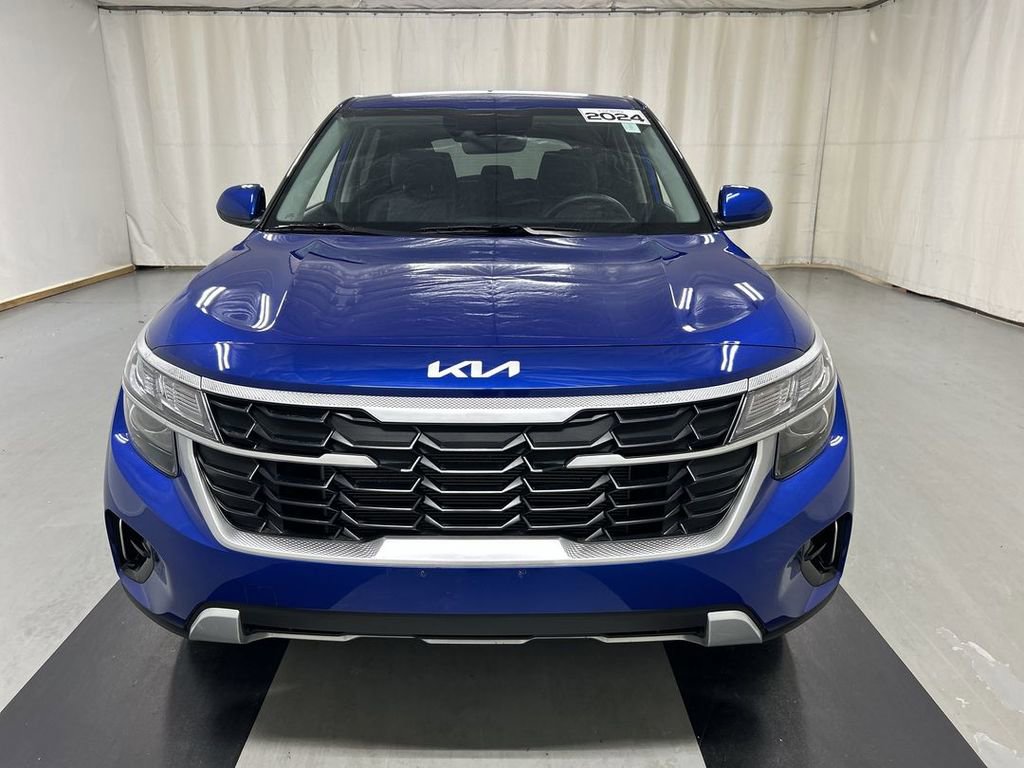 Certified 2024 Kia Seltos LX AWD/4WD image 3