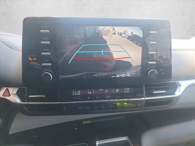 Used 2023 Toyota Sienna XLE w/ XLE Plus Package FWD image 13