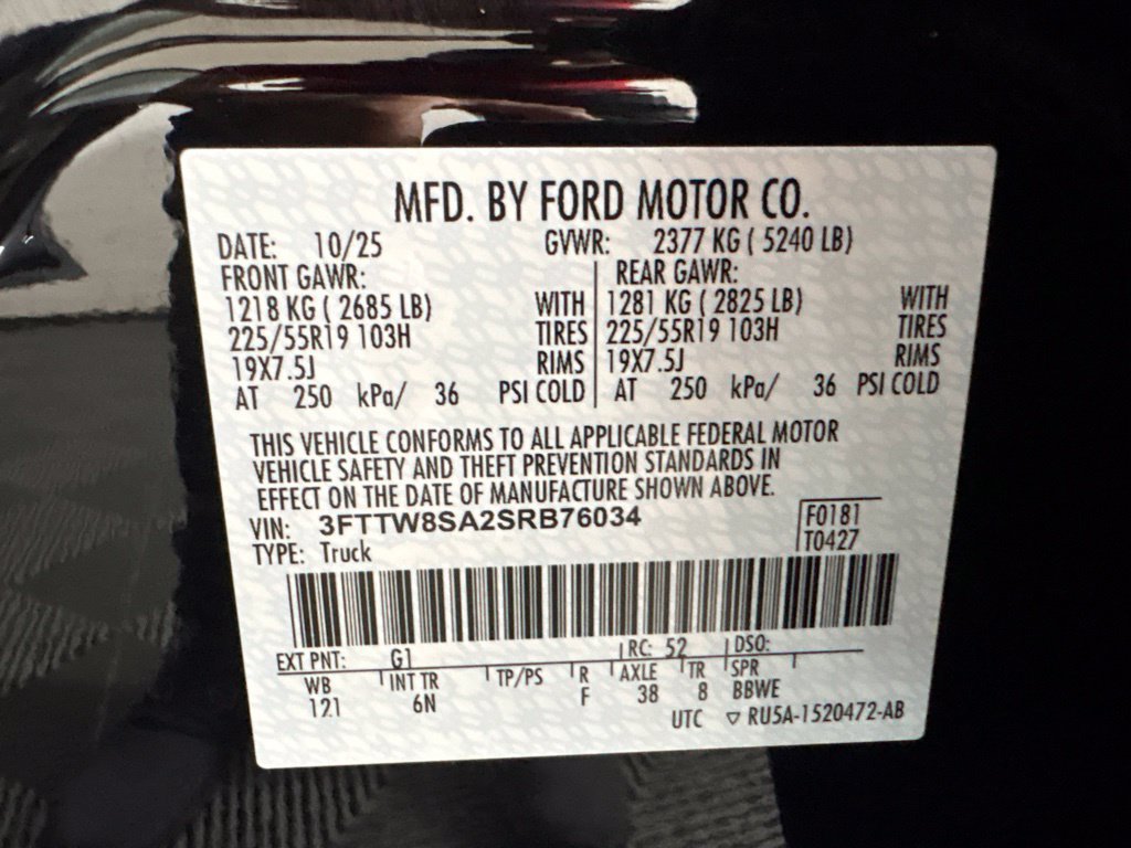 Used 2025 Ford Maverick Lariat AWD/4WD image 29