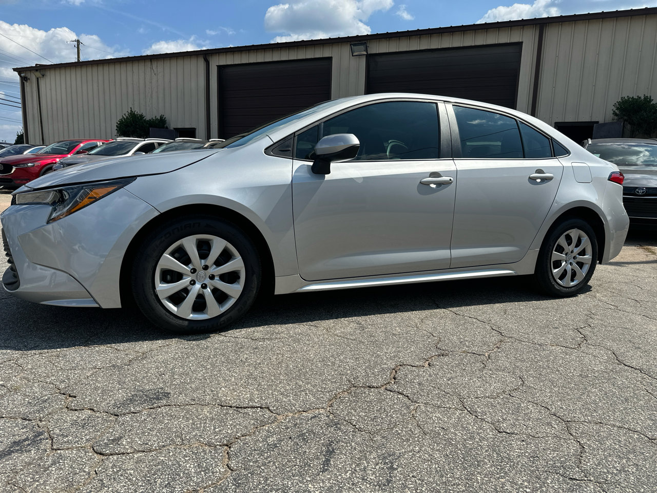 Used 2024 Toyota Corolla LE image 4