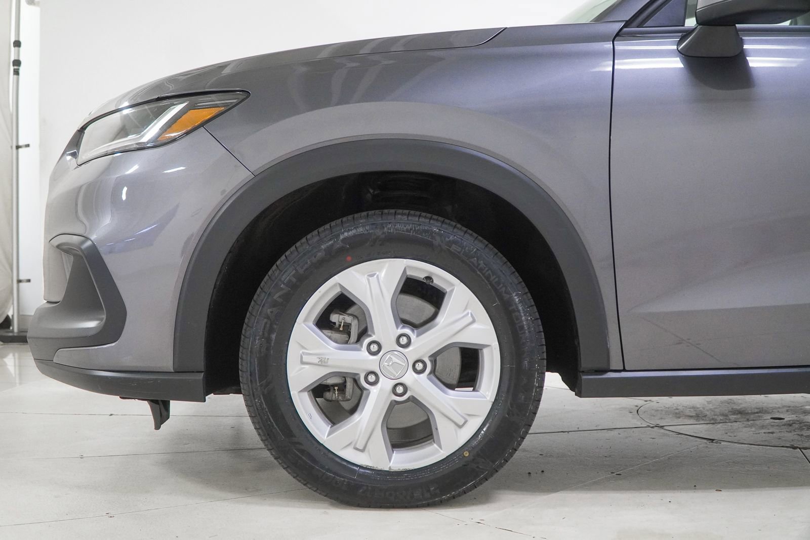 Used 2023 Honda HR-V LX image 17