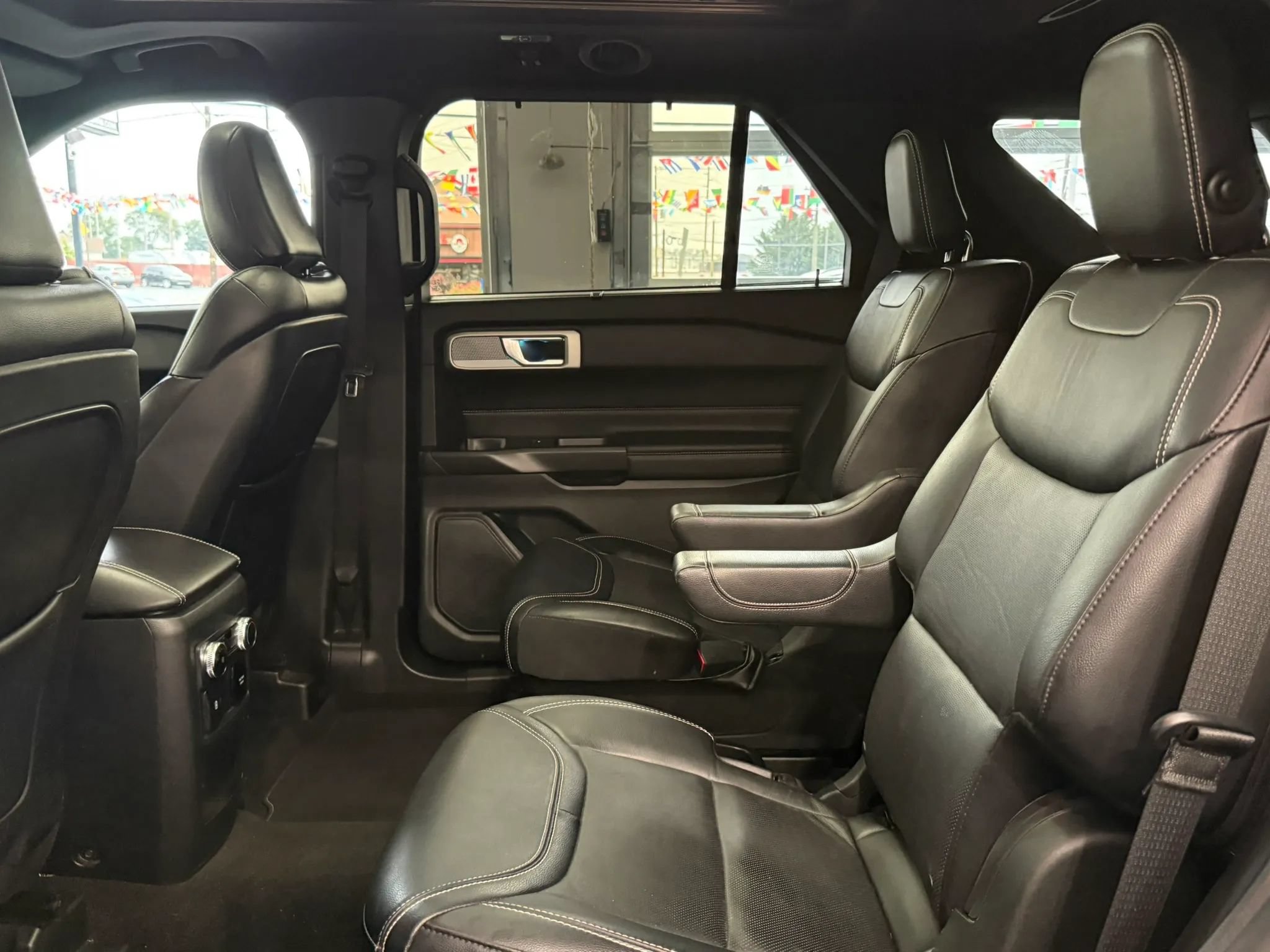 Used 2020 Ford Explorer ST AWD/4WD image 28