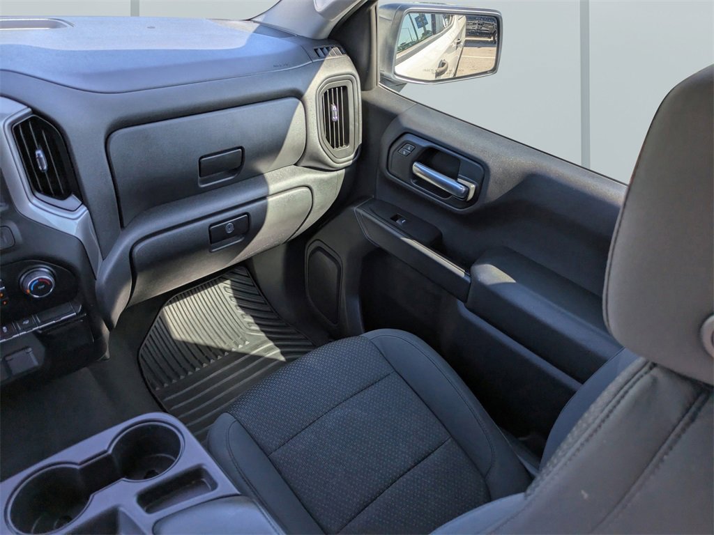 Used 2019 Chevrolet Silverado 1500 Custom w/ Custom Value Package image 16