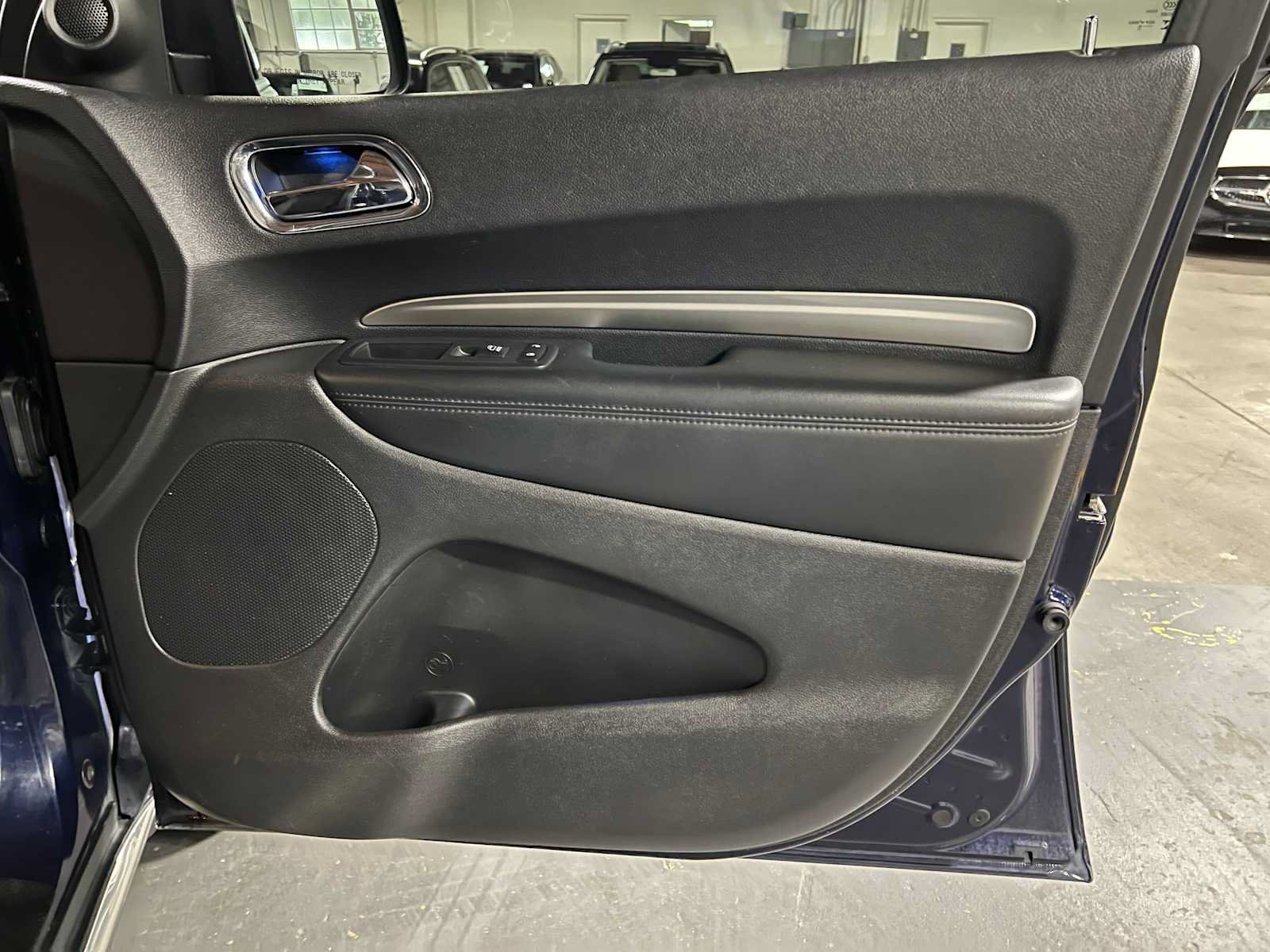 Used 2018 Dodge Durango SXT w/ 3rd Row Seating Group AWD/4WD image 10