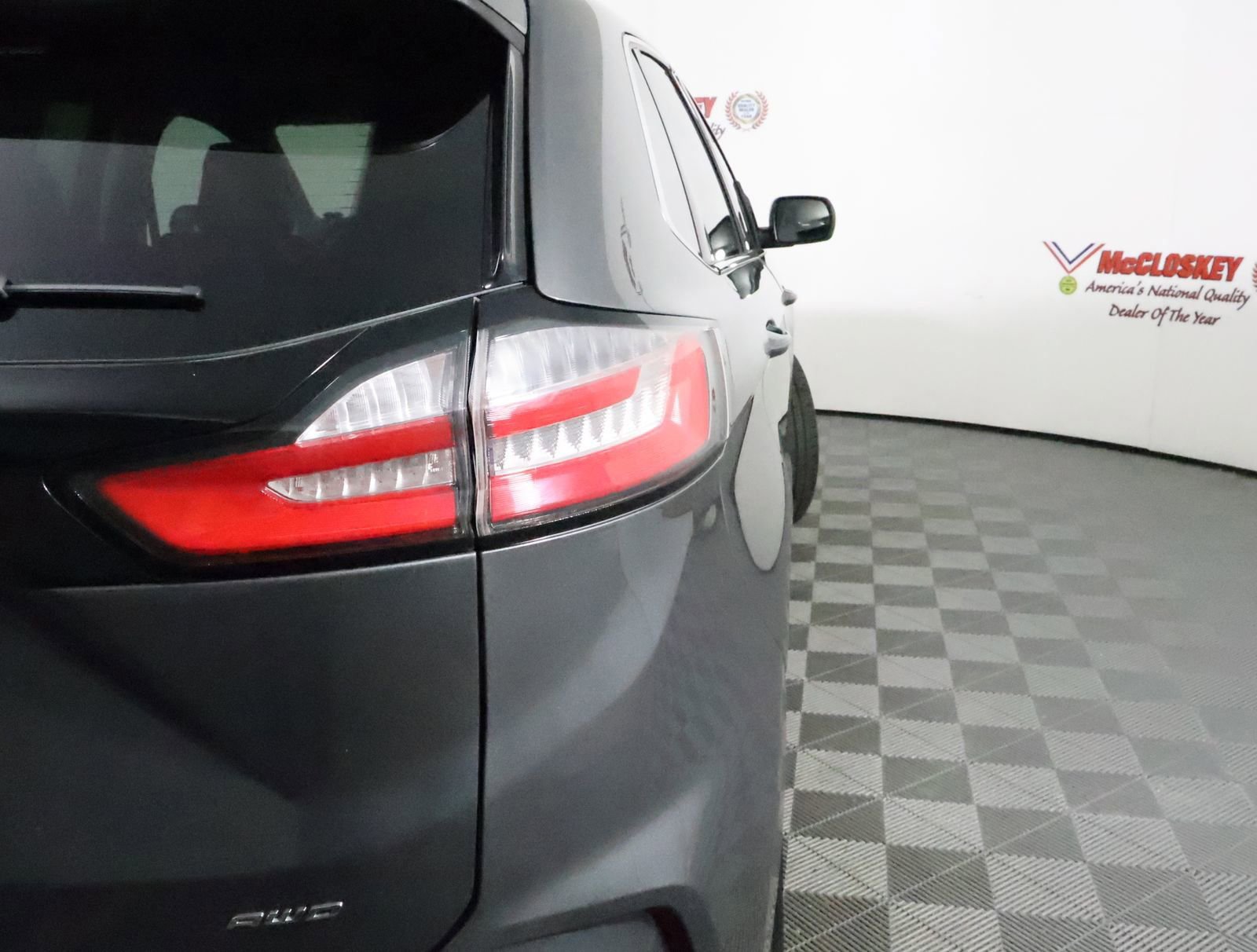 Used 2023 Ford Edge SEL image 11