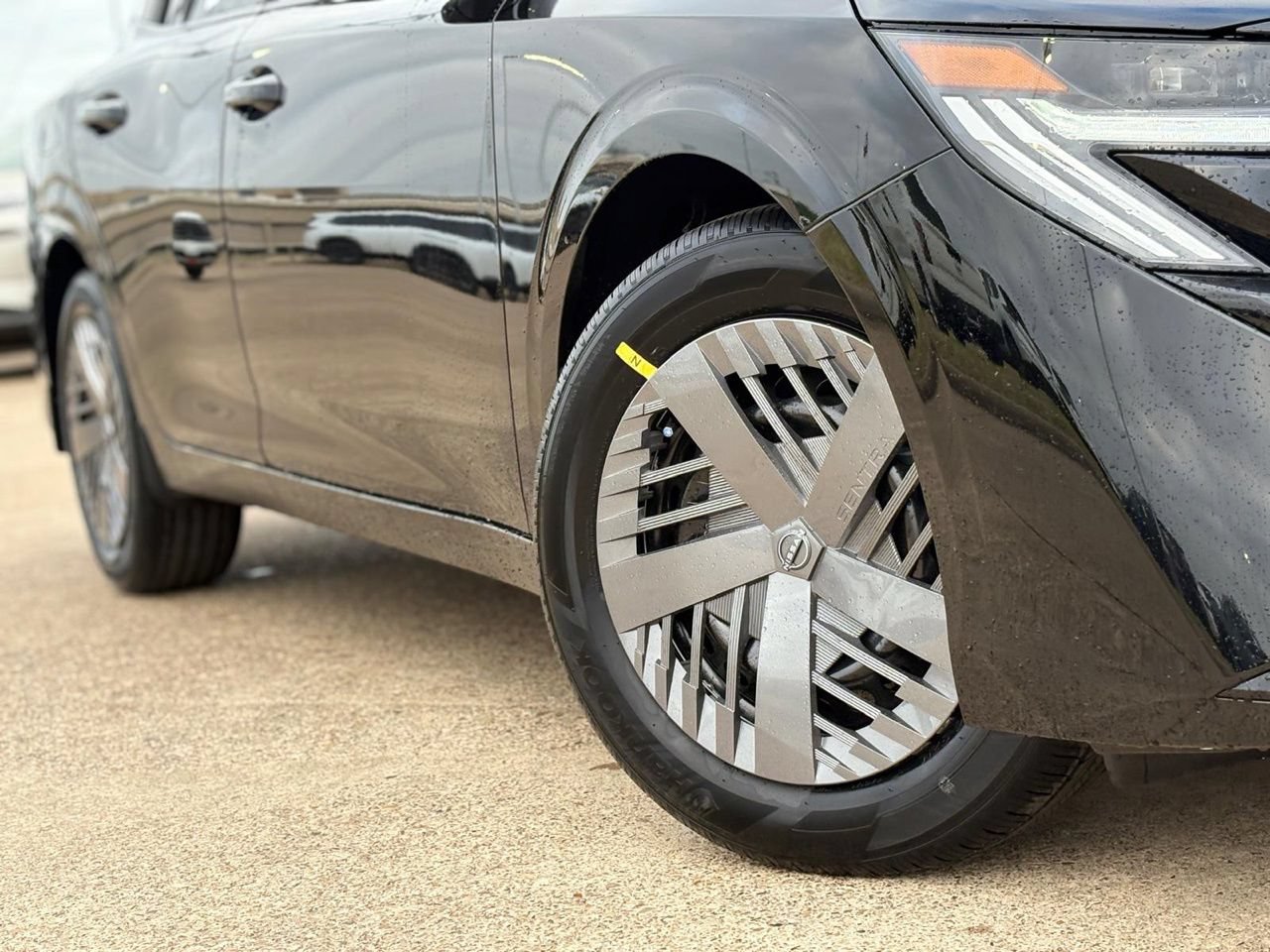 New 2027 Nissan Sentra S w/ Floor Mat Package FWD image 8