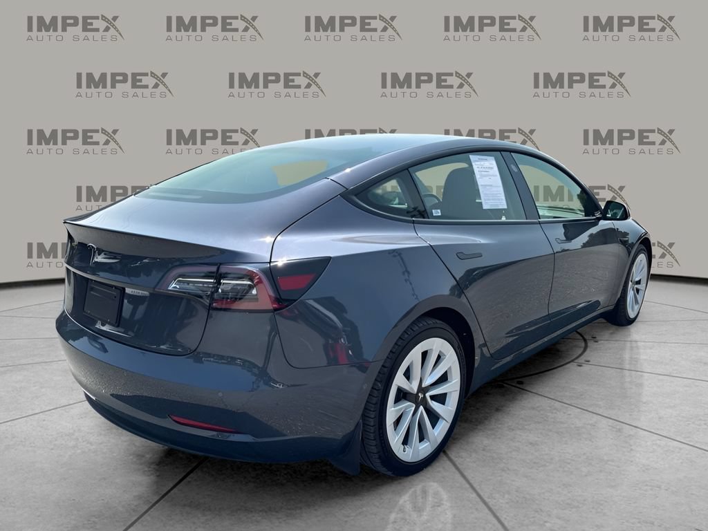 Used 2022 Tesla Model 3 RWD image 3