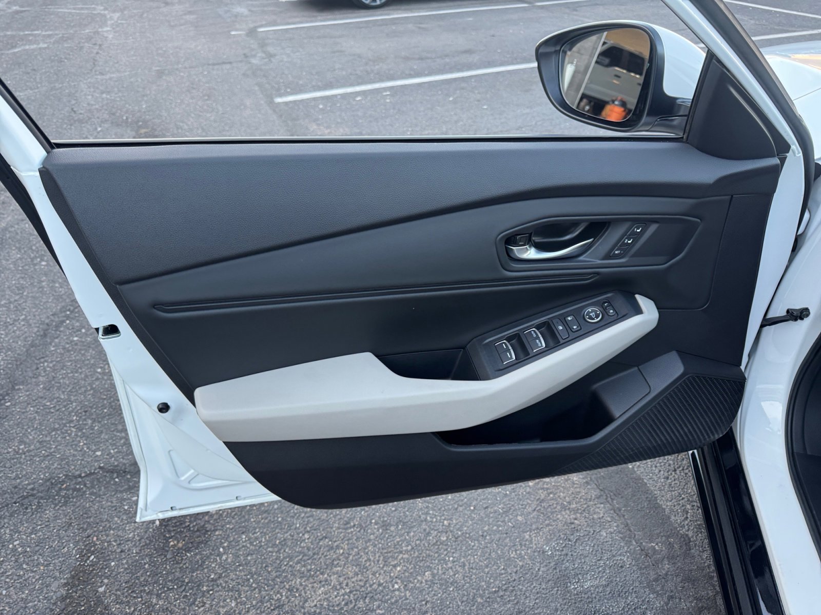 Used 2025 Honda Accord EX-L image 13