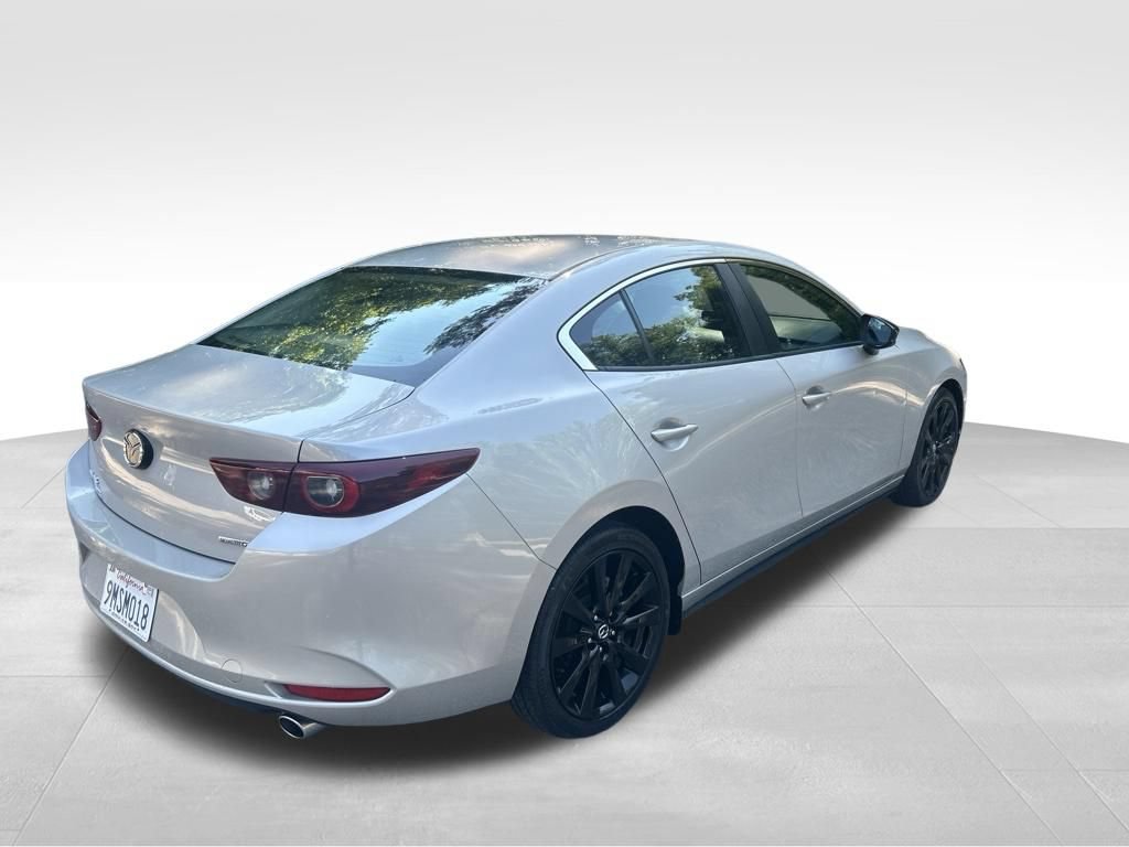 Used 2024 MAZDA MAZDA3 s FWD image 5