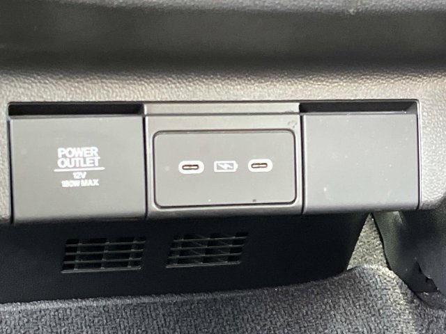 Used 2025 Acura MDX w/ Technology Package FWD image 19