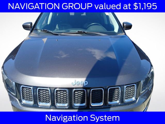 Used 2018 Jeep Compass Limited w/ Navigation Group AWD/4WD image 3