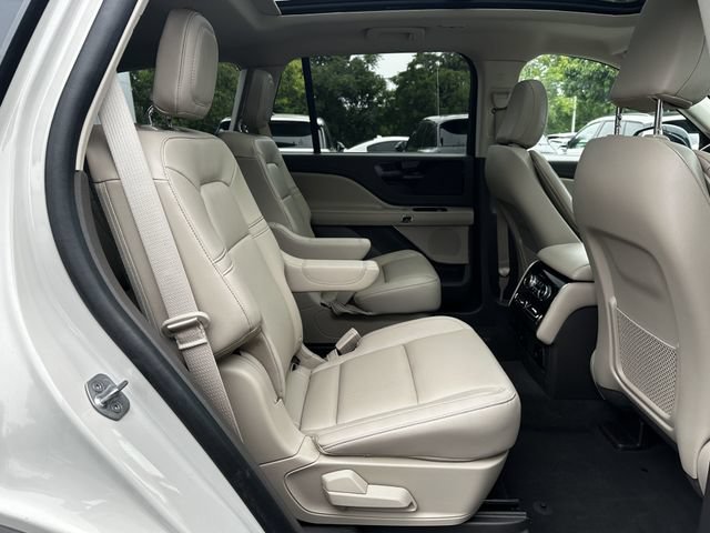 Certified 2023 Lincoln Aviator AWD w/ Premium Package image 37