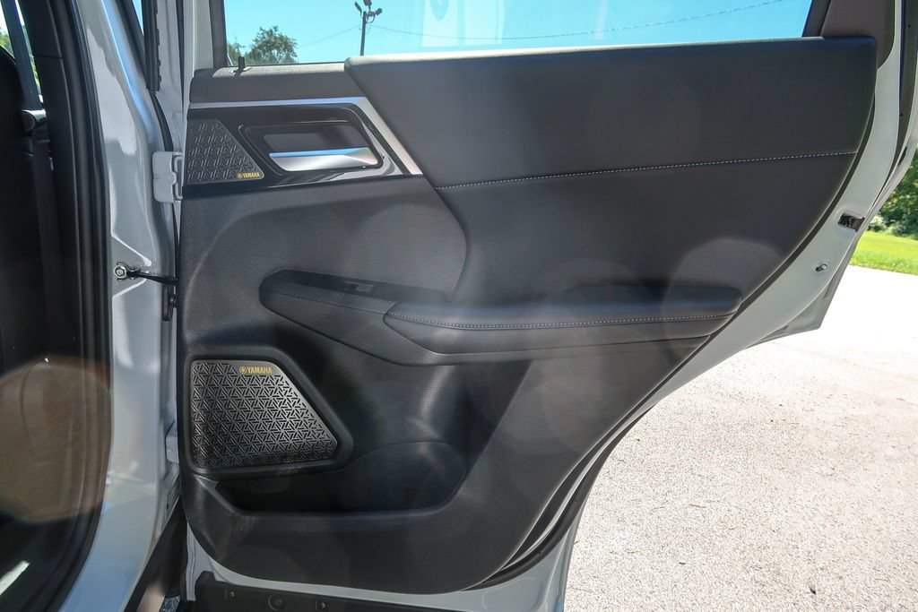New 2026 Mitsubishi Outlander SE FWD image 17