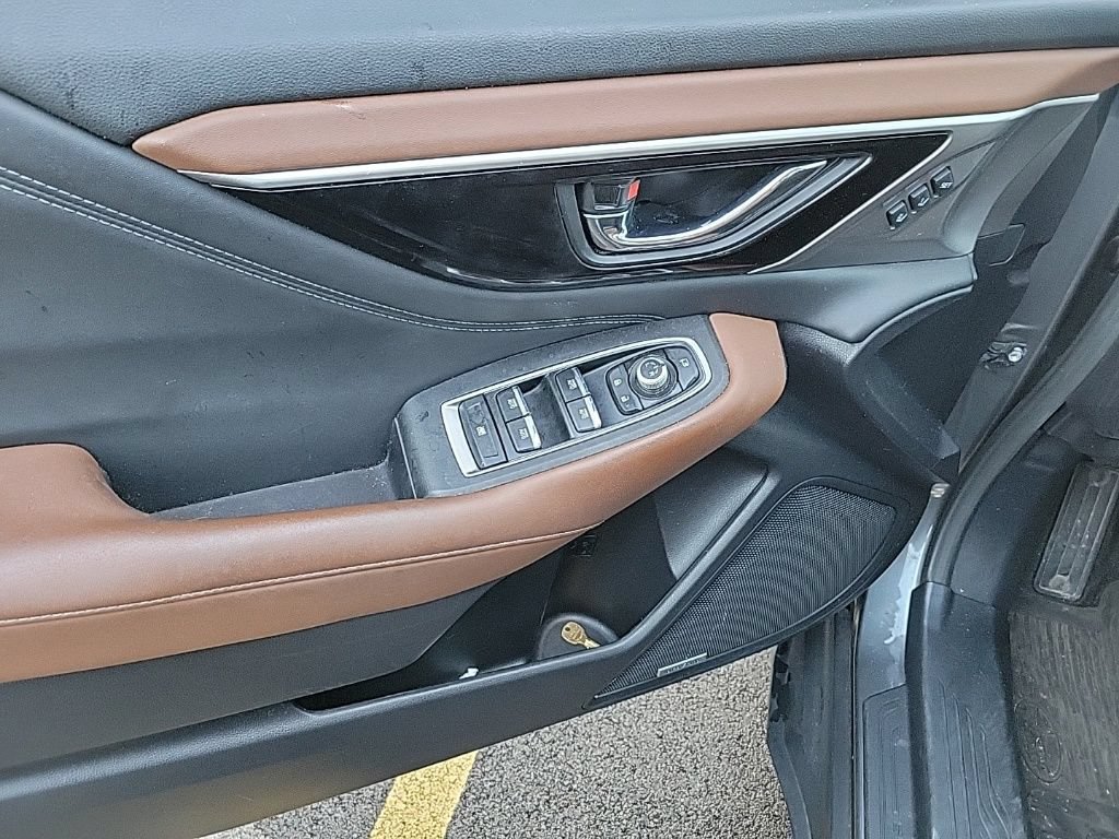Used 2020 Subaru Outback Touring XT AWD/4WD image 8