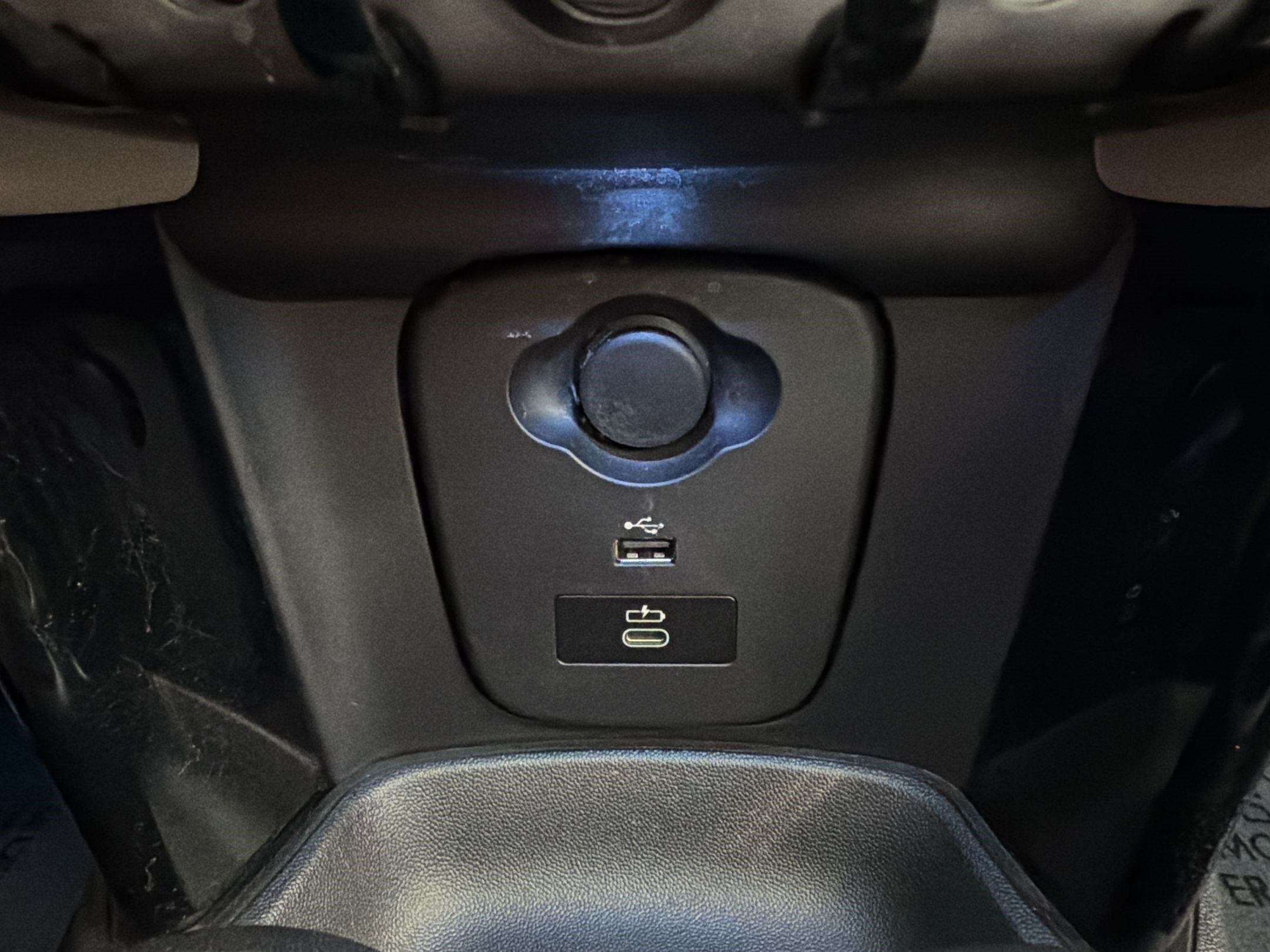 Certified 2024 MINI Cooper S FWD image 32