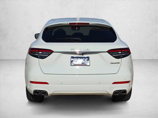 Used 2024 Maserati Levante GT Ultima AWD/4WD image 5